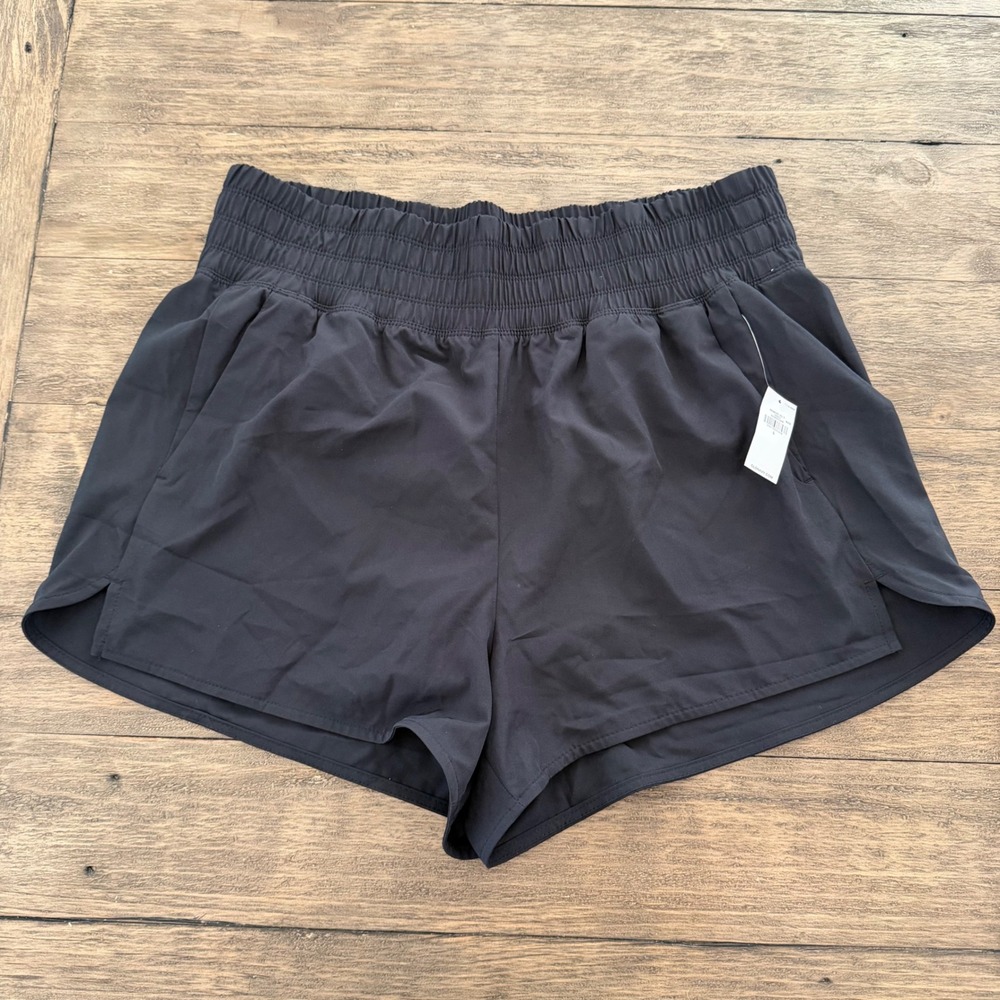 Old Navy Active Womens Black Extra High Rise Crinkle Running Shorts Large NWT